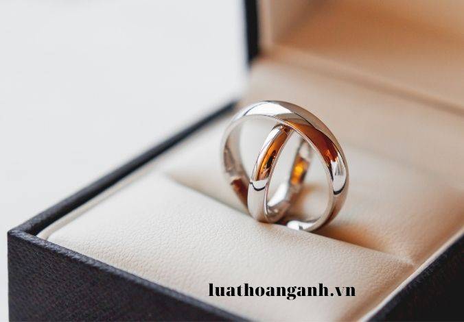 Quan hệ pháp luật hôn nhân gia đình gồm những yếu tố nào?