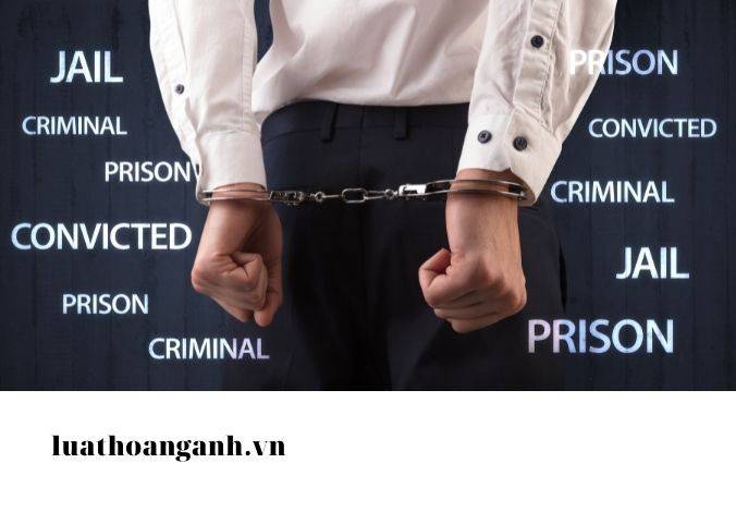 Phân biệt tội sử dụng người dưới 16 tuổi vào mục đích khiêu dâm với tội dâm ô đối với người dưới 16 tuổi như thế nào?