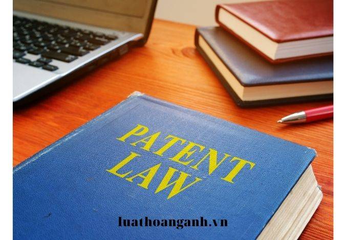 Phí, lệ phí liên quan đến cấp Văn bằng bảo hộ nhãn hiệu được quy định như thế nào?