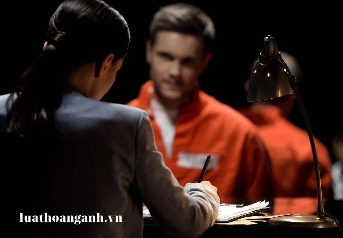 Pháp luật quy định những việc cần làm ngay sau khi giữ người trong trường hợp khẩn, bắt người hoặc nhận người bị giữ, bị bắt như thế nào?