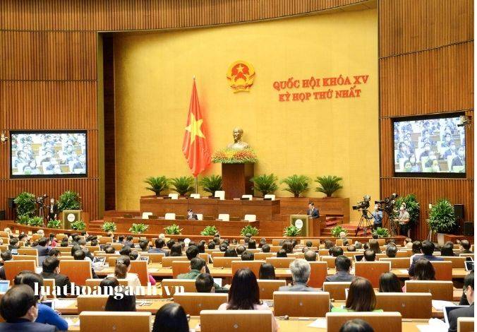 Nhiệm vụ, quyền hạn của Quốc hội trong lĩnh vực giám sát tối cao là gì?