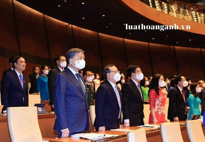 Quyền tham dự kỳ họp Hội đồng nhân dân của đại biểu Quốc hội được quy định như thế nào?