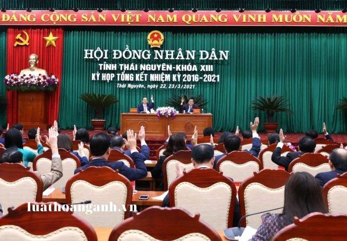 Phân định thẩm quyền của chính quyền địa phương như thế nào?