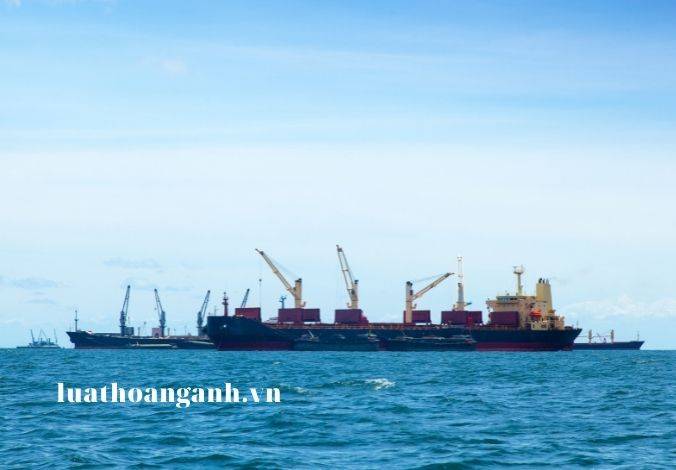 Tội điều động người không đủ điều kiện điều khiển phương tiện giao thông đường thủy là gì?