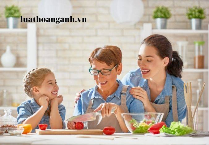 Tiêu chuẩn về giáo dục và học nghề trong hoạt động trợ giúp xã hội như thế nào?