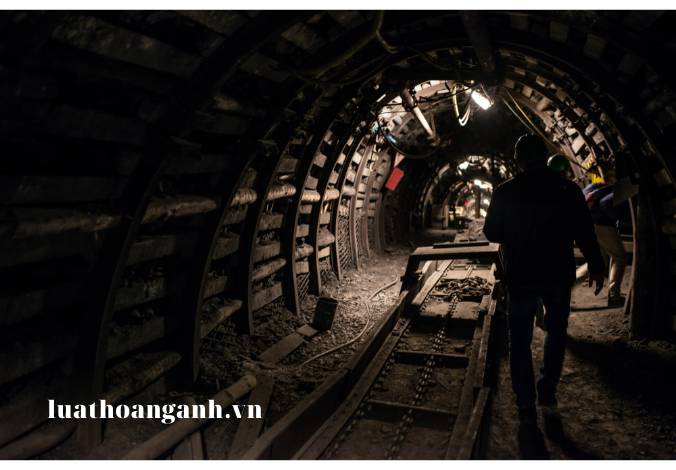 Phòng cháy trong khai thác, sử dụng dầu mỏ, khí đốt và các vật tư, hàng hoá có nguy hiểm về cháy, nổ như thế nào? 