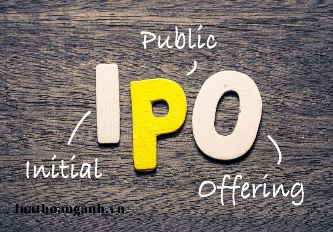 Hành vi thu thập hoặc thu thập để cung cấp bí mật Nhà nước cho nước ngoài là gì?