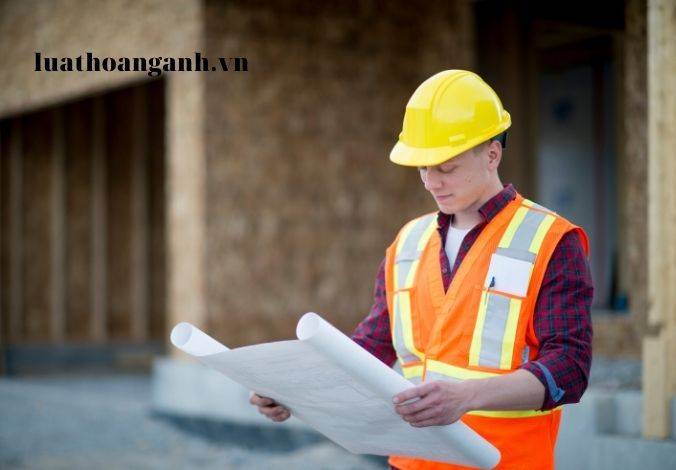 Trách nhiệm xây dựng, phê duyệt kế hoạch tác động vào thời tiết và giám sát thực hiện được quy định như thế nào?