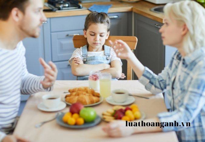 Dịch vụ Luật sư tư vấn ly hôn đơn phương tại Thành phố Uông Bí - Quảng Ninh