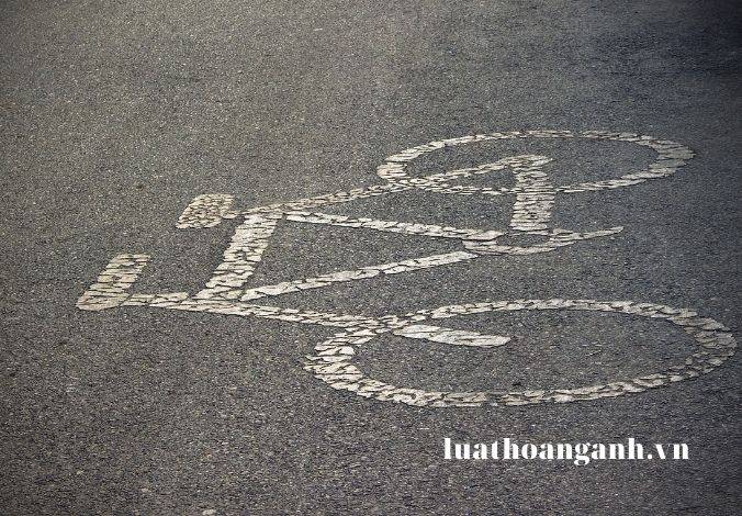 Tổ chức, cá nhân kinh doanh tại cảng hàng không, sân bay được quy định như thế nào?