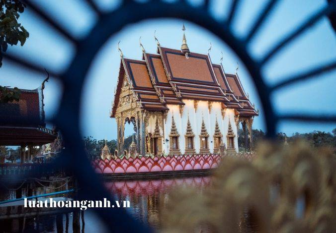 Thẩm quyền cấp giấy phép tiến hành công việc bức xạ là gì?